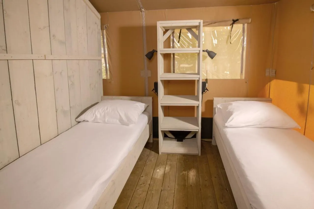 ホテルGlamping Tents Camping Val Saline Vacanceselect ロヴィニ キャンプ場